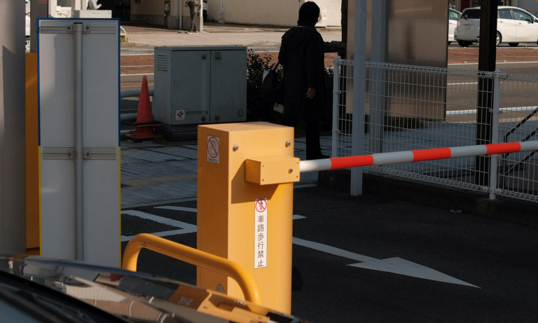 Enhancing Warehouse Safety with Quality Guardrail Solutions for Your Business featured image